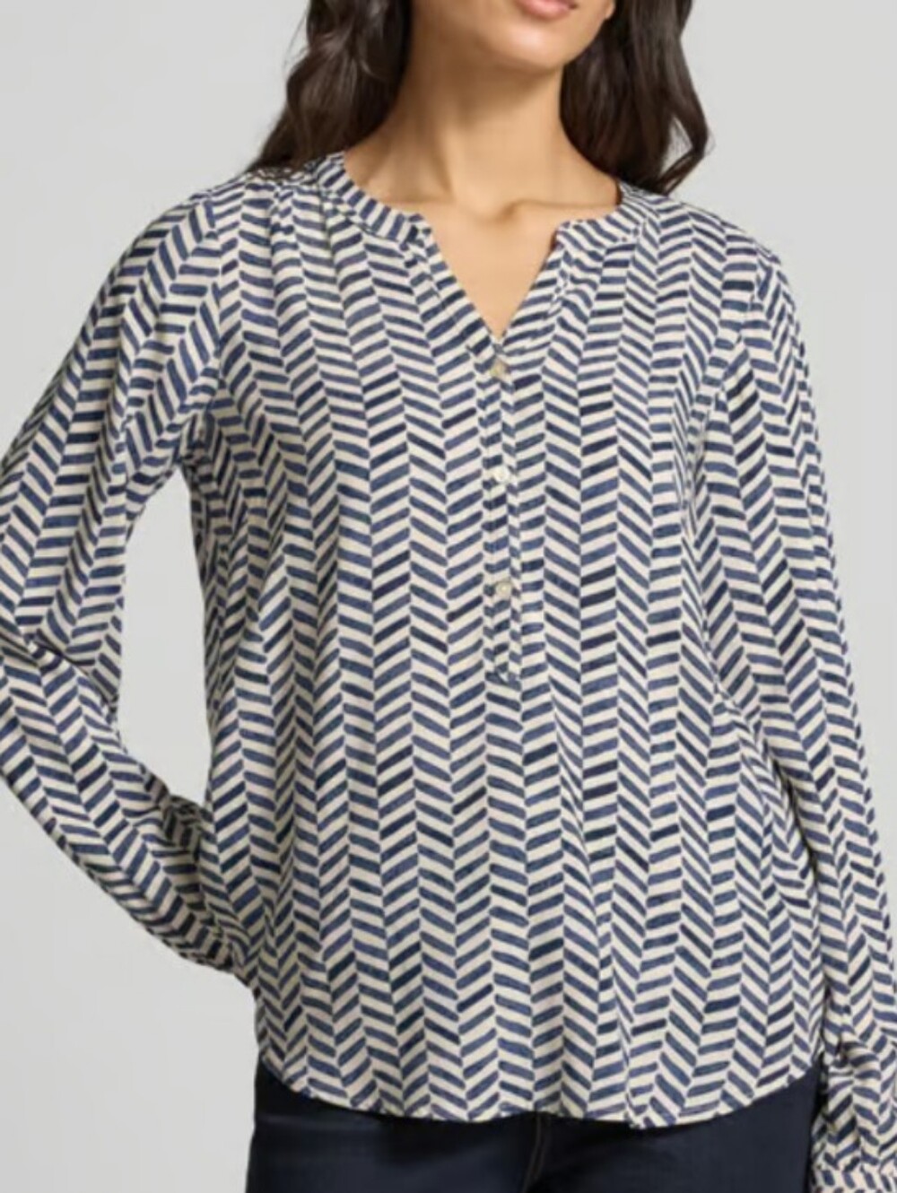 Ivanka Trump‎ women’s black and white blouse size M